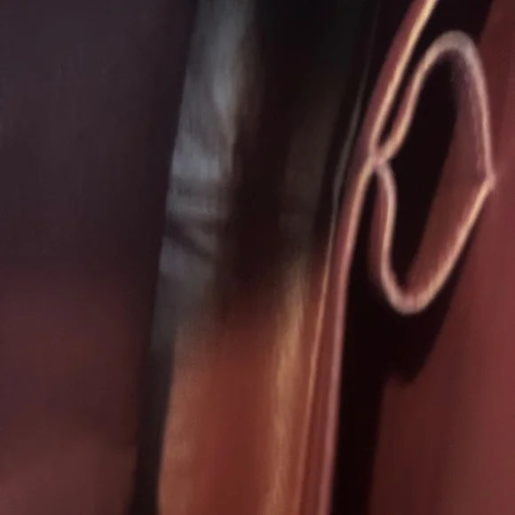 SOLD
Chanel Classic Maxi Double Flap Shoulder Bag (2012) - Picture 10 of 15